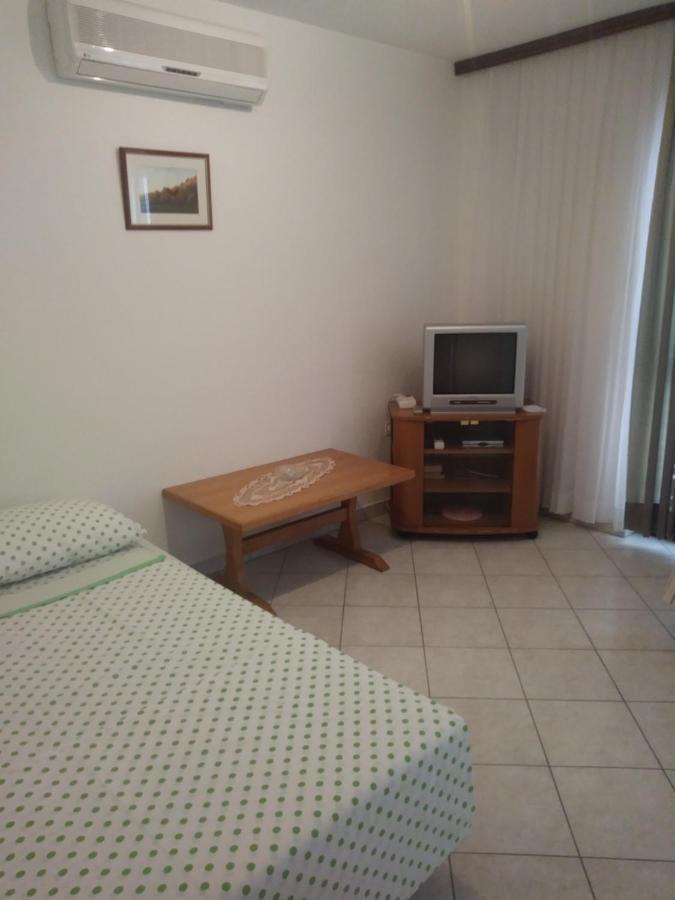 Apartments Soljacic Bol Buitenkant foto