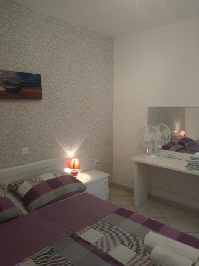 Apartments Soljacic Bol Buitenkant foto